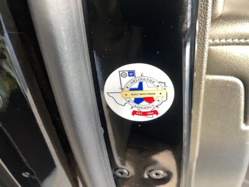 Used 2022 Chevrolet Tahoe LT w/ LT Signature Plus Package image 25