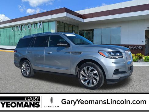 Certified 2023 Lincoln Navigator Reserve image 1