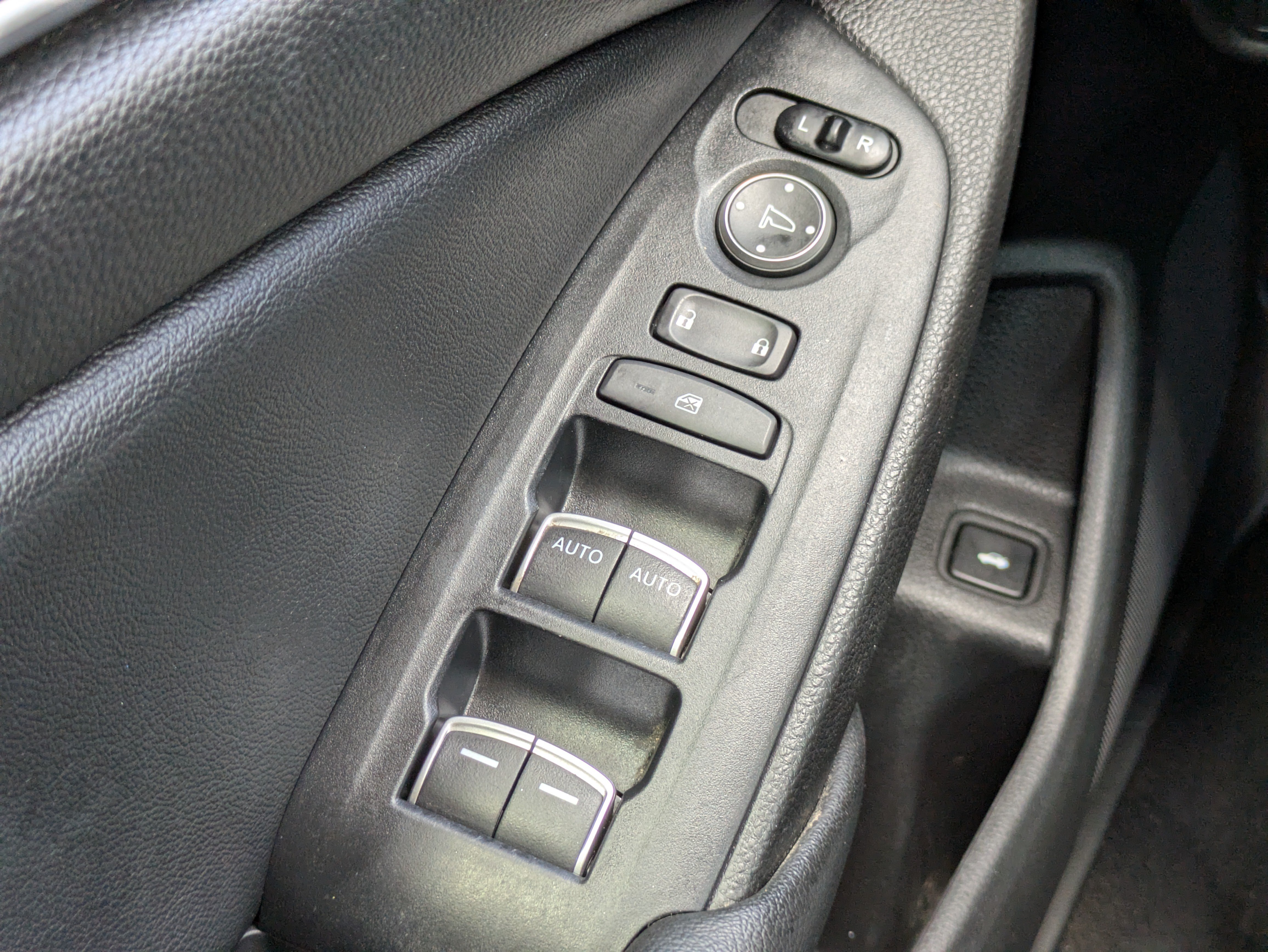 Used 2021 Honda Accord Touring image 23