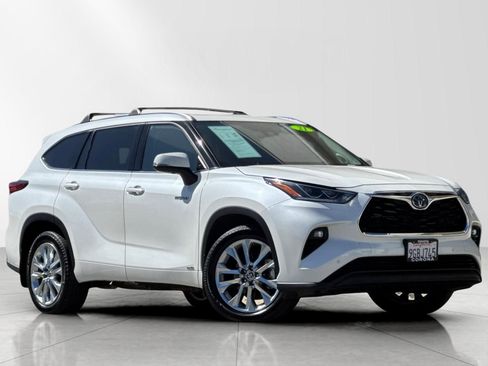 Used 2021 Toyota Highlander Limited AWD/4WD image 1