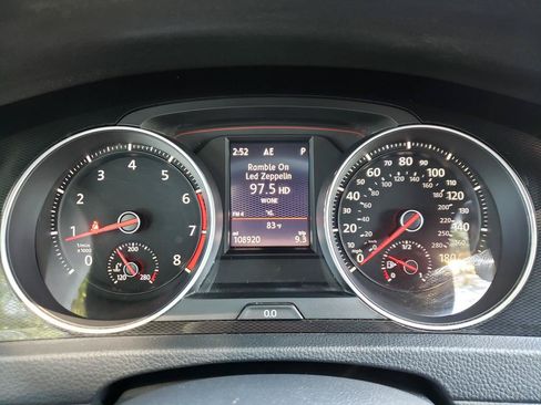 Used 2017 Volkswagen GTI Autobahn FWD image 26