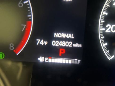 Certified 2024 Honda HR-V LX image 28