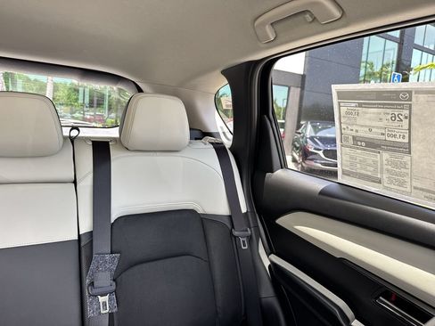 New 2026 MAZDA CX-5 Preferred AWD/4WD image 19