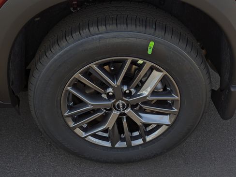 New 2026 Nissan Rogue S image 7