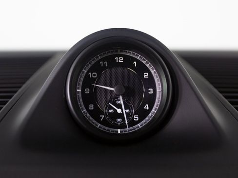 New 2026 Porsche Macan S image 24