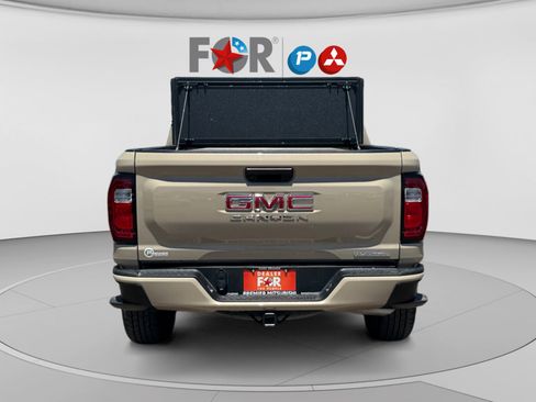 Used 2024 GMC Canyon Elevation w/ Trailering Package RWD image 4