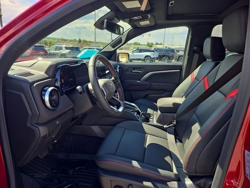 New 2026 Chevrolet Colorado Z71 w/ Technology Package AWD/4WD image 9