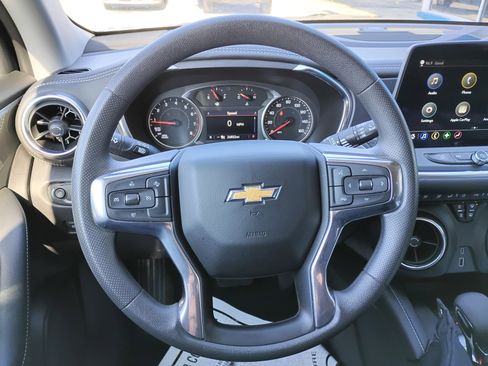 Used 2024 Chevrolet Blazer LT w/ Convenience Package image 9