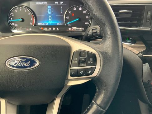 Used 2021 Ford Explorer Limited w/ Equipment Group 301A image 24