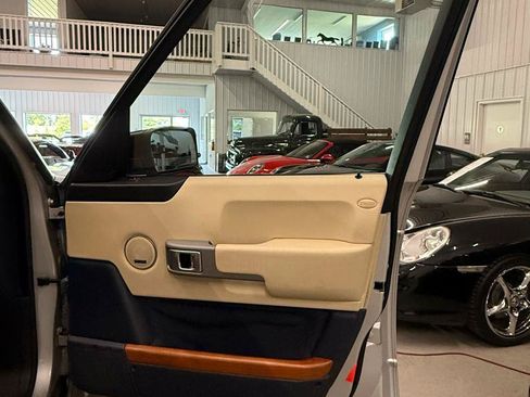 Used 2006 Land Rover Range Rover HSE AWD/4WD image 32