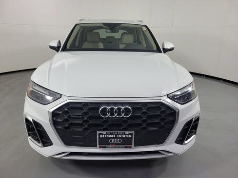 Used 2024 Audi Q5 2.0T Premium Plus w/ Premium Plus Package AWD/4WD image 4