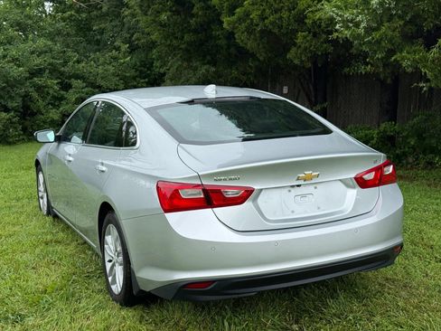 Used 2016 Chevrolet Malibu LT w/ Driver Confidence Package FWD image 6