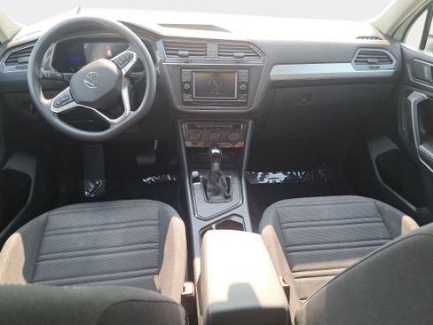 Used 2023 Volkswagen Tiguan S FWD image 9
