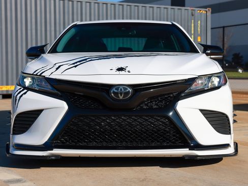 Used 2018 Toyota Camry SE w/ Audio Package image 24