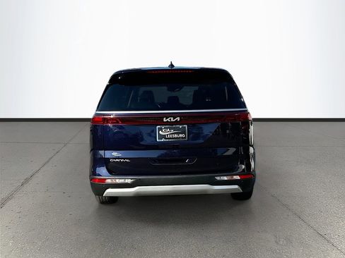 Used 2024 Kia Carnival LX FWD image 6