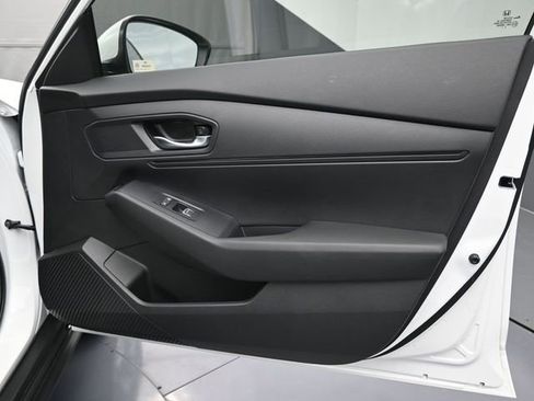 New 2025 Honda Accord LX image 2