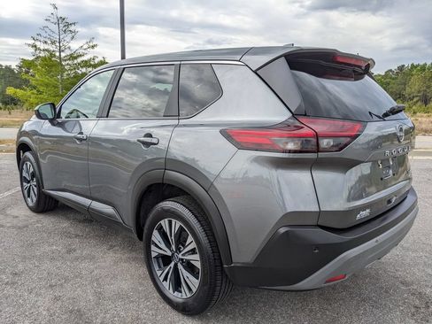 Used 2023 Nissan Rogue SV FWD image 19