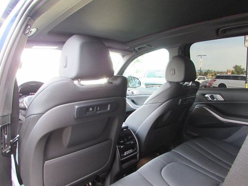 Used 2021 BMW X5 xDrive40i w/ Convenience Package AWD/4WD image 22