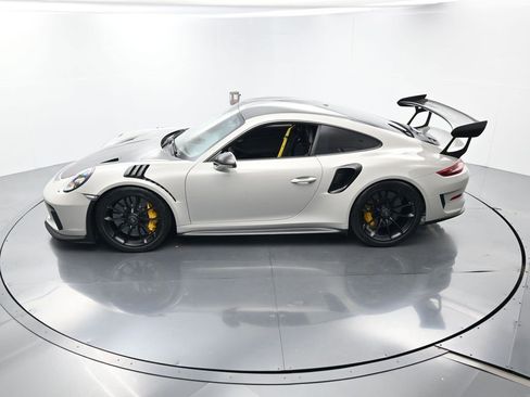 Used 2019 Porsche 911 GT3 RS image 34
