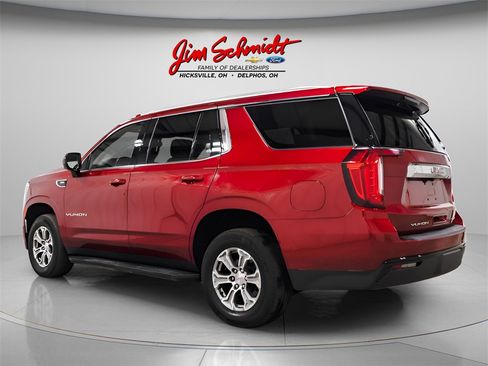 Used 2023 GMC Yukon SLE image 4