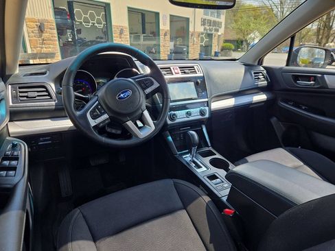 Used 2015 Subaru Legacy 2.5i Premium w/ Moonroof Package AWD/4WD image 18