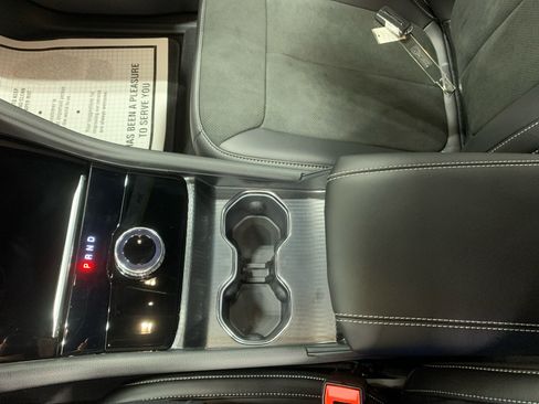 New 2025 Jeep Grand Cherokee image 15