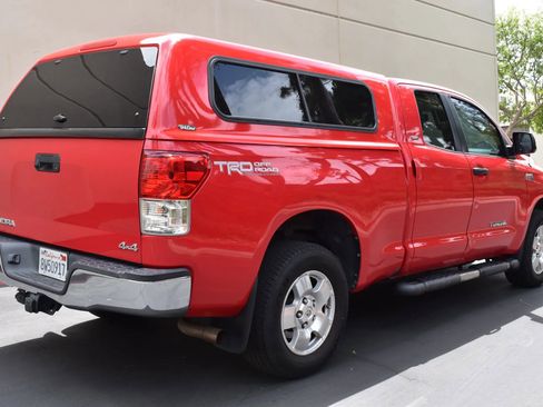 Used 2010 Toyota Tundra 4x4 Double Cab image 4