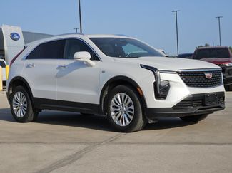 Used 2024 Cadillac XT4 Luxury w/ Cold Weather Package FWD video 1