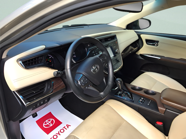 Used 2015 Toyota Avalon Limited w/ Technology Package FWD image 17