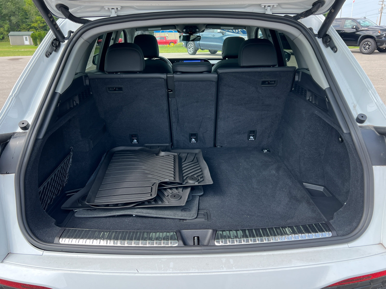 Used 2025 Audi Q5 Premium Plus w/ Premium Plus AWD/4WD image 35