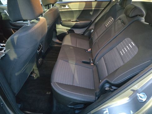 Used 2018 Kia Sportage LX image 16