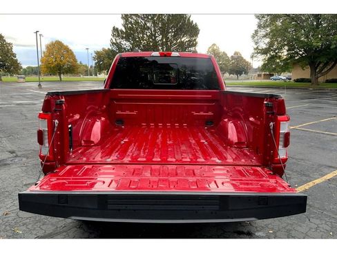 Used 2023 Ford F150 Lariat image 11