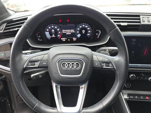 Used 2021 Audi Q3 2.0T Premium image 14