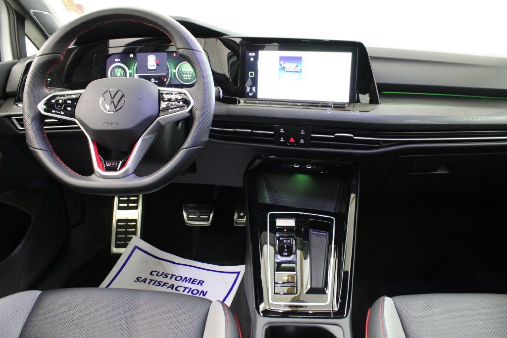 Certified 2023 Volkswagen GTI SE FWD image 9