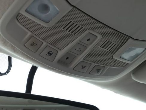Used 2015 Ford Fusion SE w/ Equipment Group 502A FWD image 37