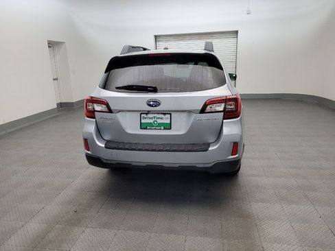 Used 2015 Subaru Outback 2.5i Limited AWD/4WD image 7