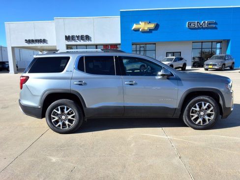 Used 2023 GMC Acadia SLE w/ Driver Convenience Package image 1
