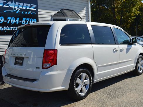 Used 2013 Dodge Grand Caravan SE image 5