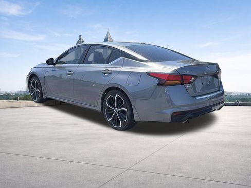 Certified 2023 Nissan Altima 2.5 SR FWD image 3
