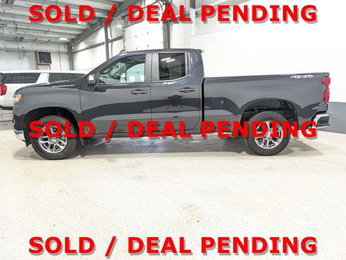 Used 2024 Chevrolet Silverado 1500 LT image 6