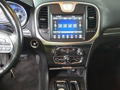 Used 2018 Chrysler 300 Touring w/ Sport Appearance Package RWD image 8