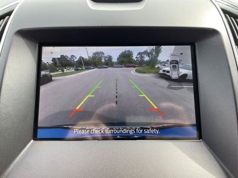 Used 2019 Ford Edge Titanium AWD/4WD image 24