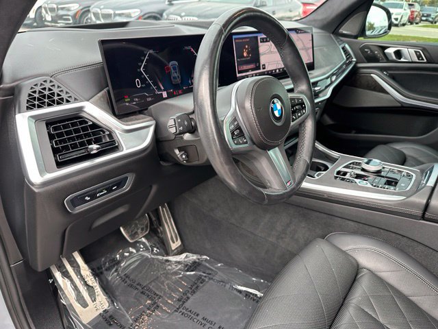 Used 2024 BMW X7 xDrive40i w/ Executive Package AWD/4WD image 26