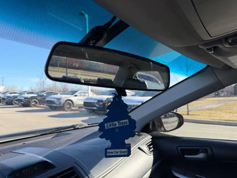 Used 2014 Toyota Camry SE image 16