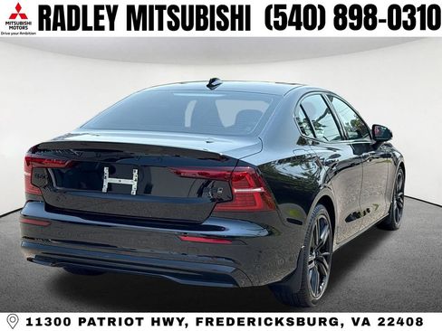 Used 2023 Volvo S60 B5 Plus w/ Climate Package AWD/4WD image 19