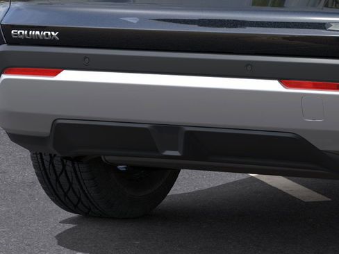 New 2026 Chevrolet Equinox LT w/ Safety and Technology Package image 38