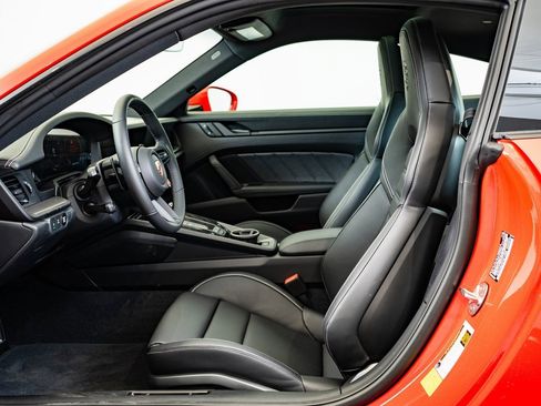 New 2026 Porsche 911 Carrera 4S image 4