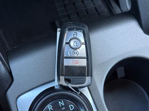 Used 2025 Ford Bronco Sport Badlands image 10