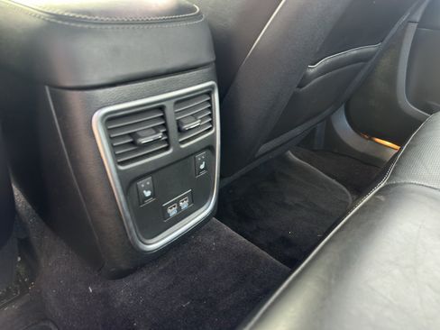 Used 2018 Dodge Charger GT AWD/4WD image 17