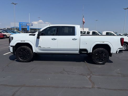 Used 2026 GMC Sierra 2500 Denali Ultimate AWD/4WD image 13